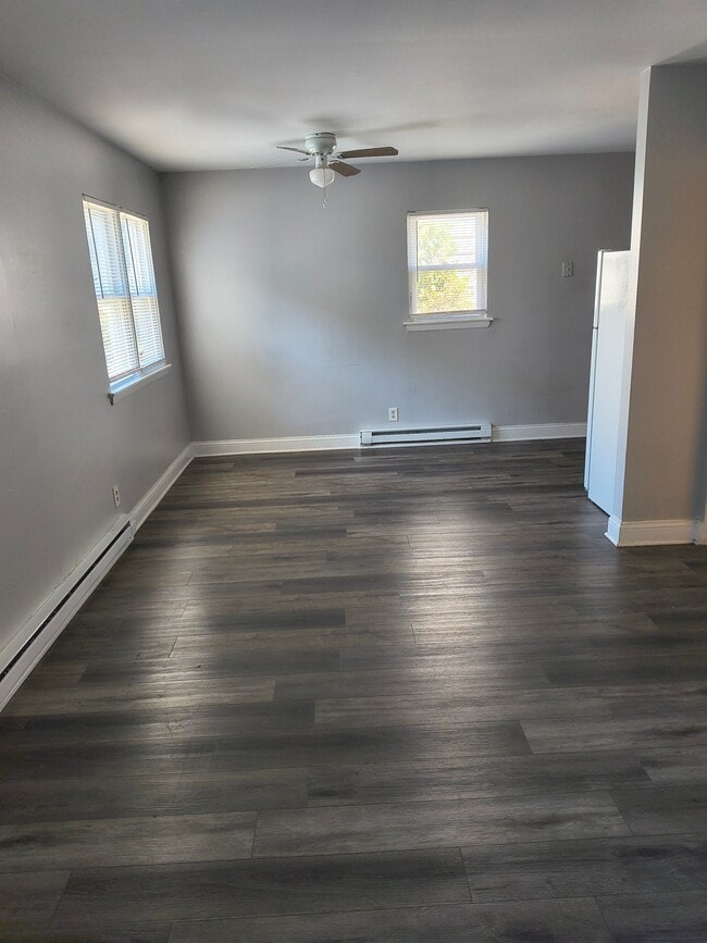 Photo - 371 W Old Indian Trail Unit 2