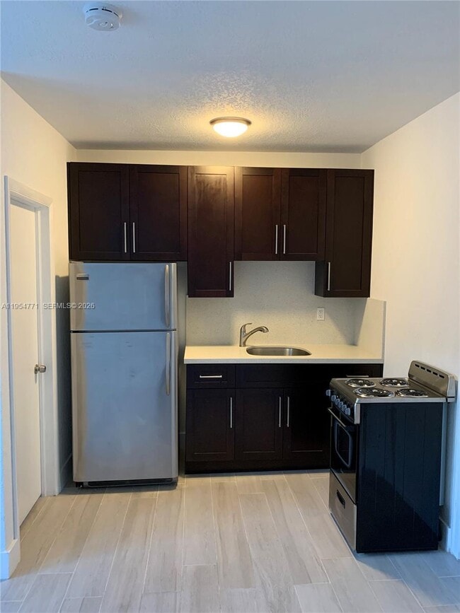 Photo - 712 SW 56th Ave Unit 3B