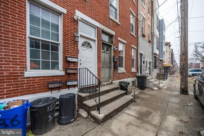 Building Photo - 1534 S 4th St Unit 3