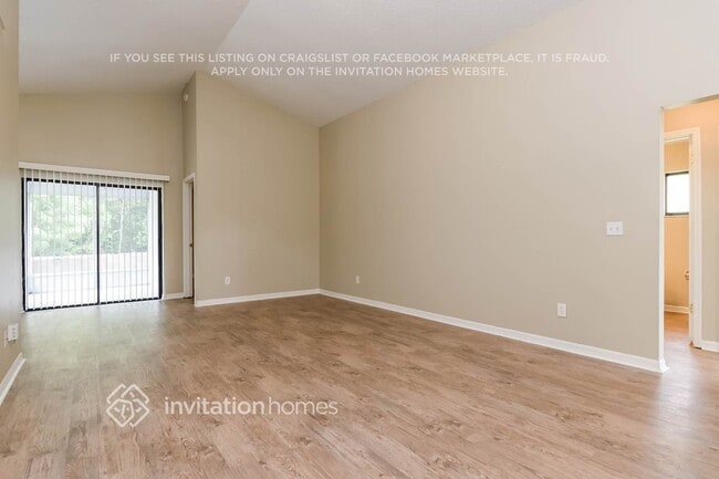 Photo - 6551 Chantry St