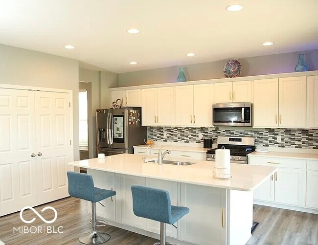 Photo - 1125 Barberry Dr