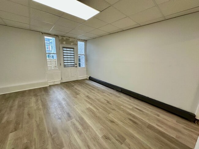 Photo - 315 N 6th St Unit 2 - Studio