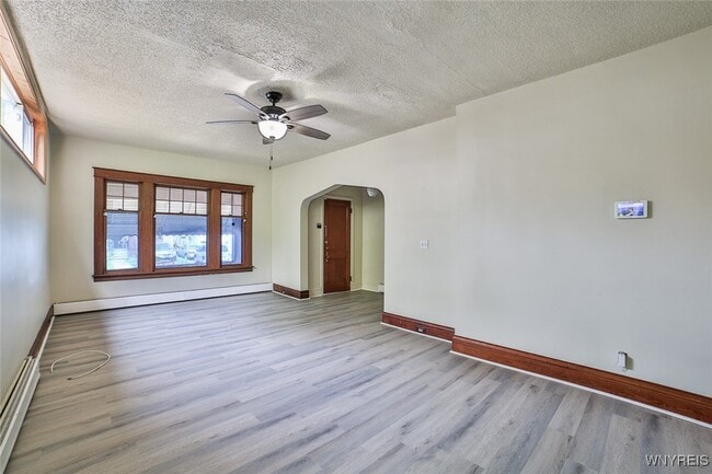 Building Photo - 1811 Weston Ave Rental