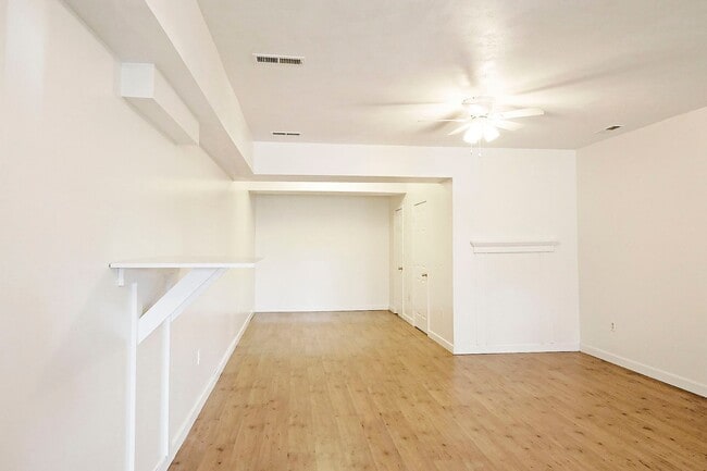Photo - Pet-Friendly Studio Apartment Within Historic Scottsville Building Unit Valley St 300 #1A