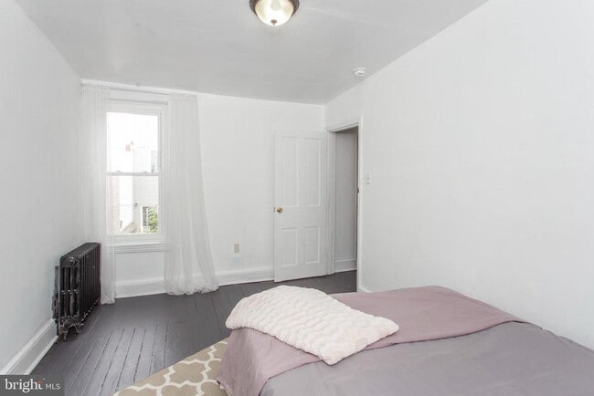 Photo - 1806 Manton St