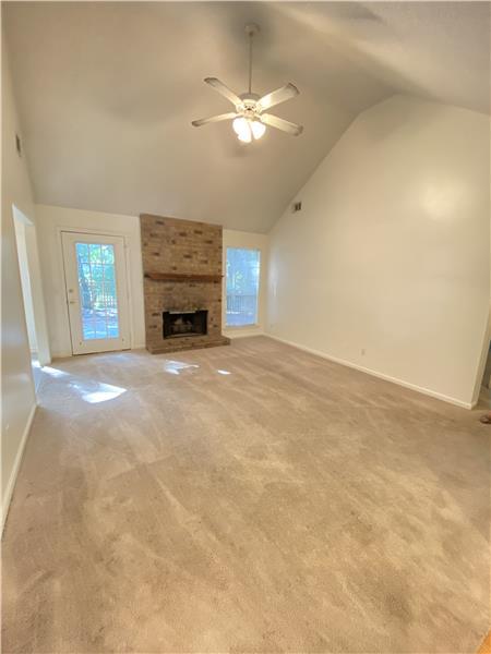 Photo - 112 Oak Pointe Trail