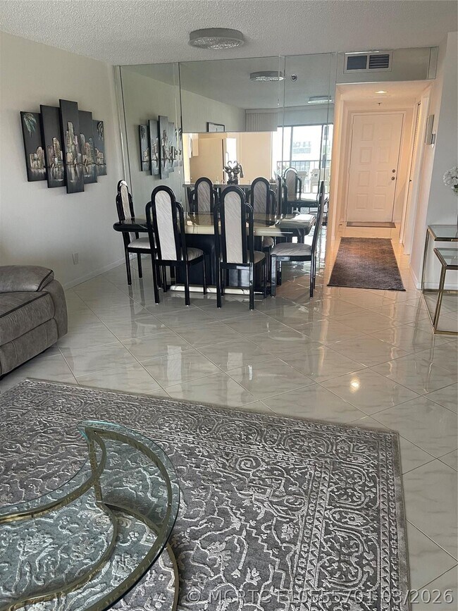 Photo - 7290 Kinghurst Dr Unit 801