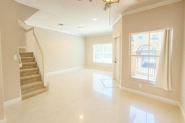 2851 Prospect Rd