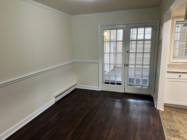 Photo - Lovely Two Bedroom Condo in Cotswold!