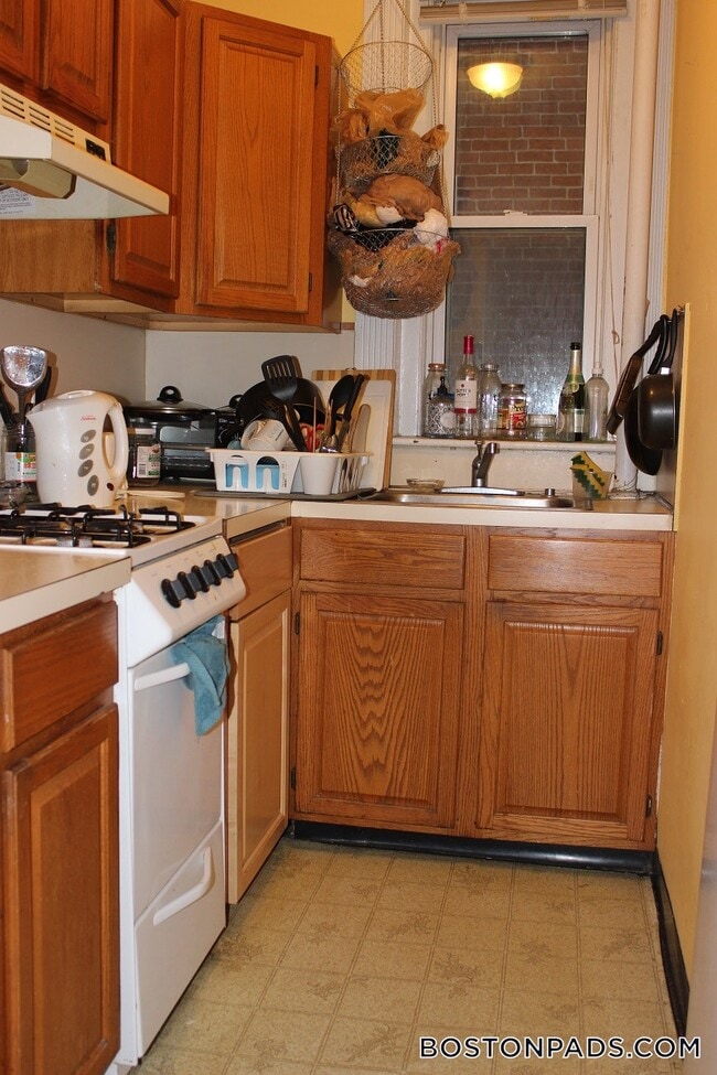 Photo - 463 Park Dr Unit 2