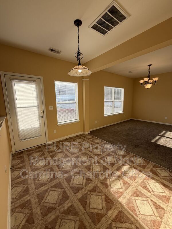 Photo - 8603 Earthenware Dr