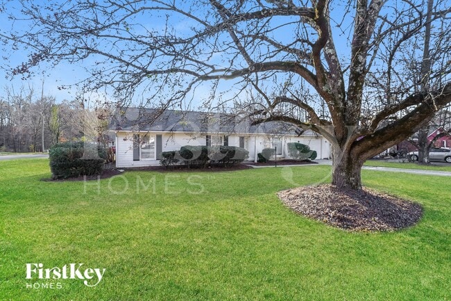 Photo - 5800 Old Meadow Rd