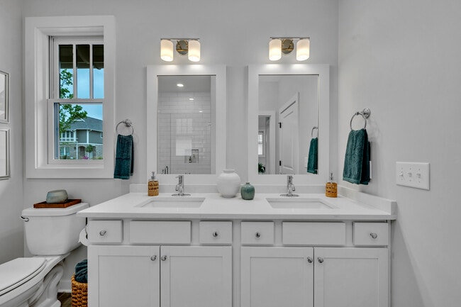 Photo - Arise Knox Square