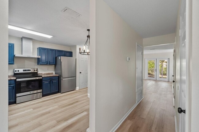 Photo - 37 12th St