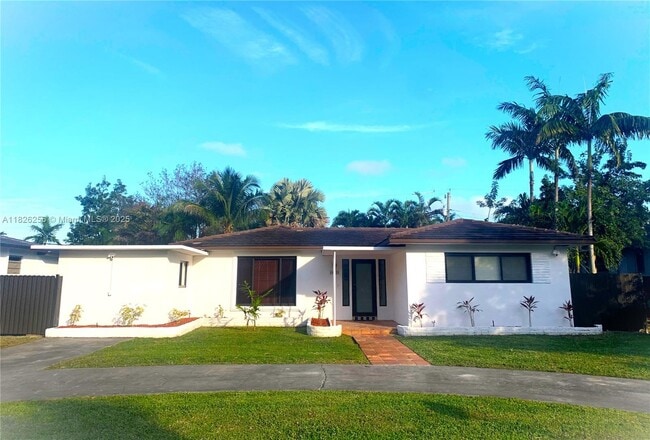 Photo - 10825 Peachtree Dr House