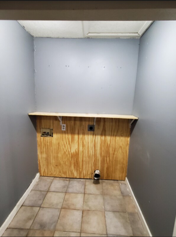 Photo - 809 Hester St