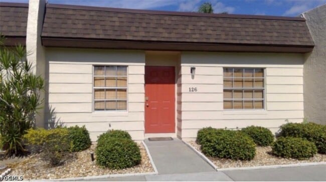 Building Photo - 6300 South Pointe Blvd Unit 126