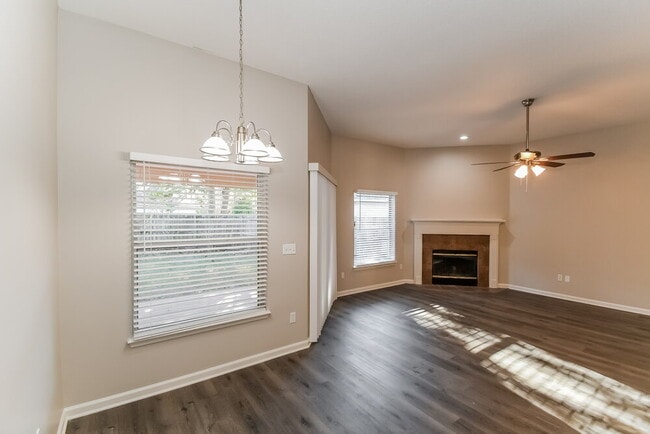 Photo - 9202 Redtail Dr