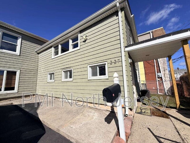 Photo - 227 Washington Ave