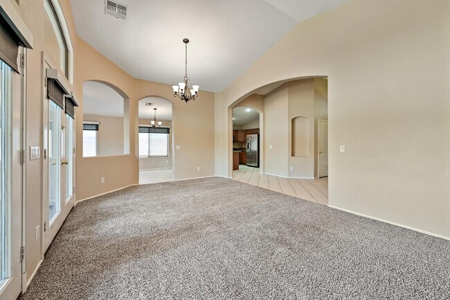 Photo - 8205 S 45th Ln