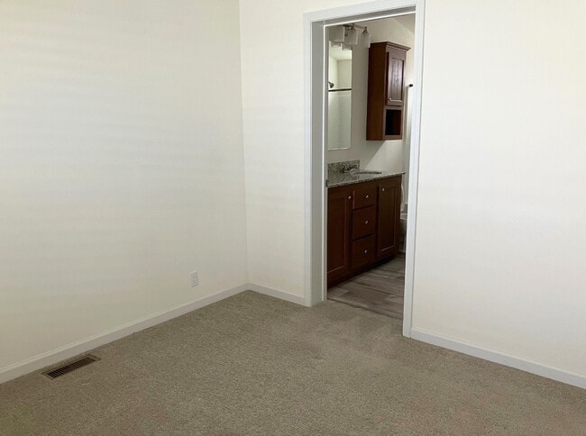 Photo - 702 W McArthur Ave