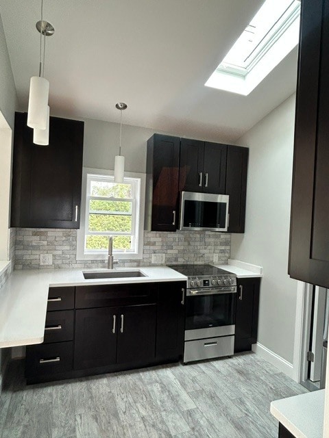 Building Photo - 1169 Essex Rd Unit 3