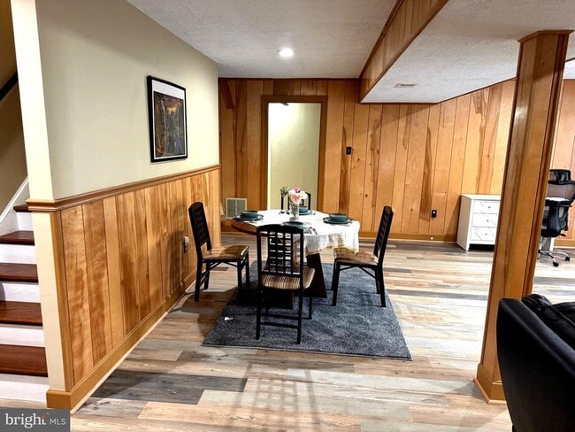 Photo - 7428 Mason Ln