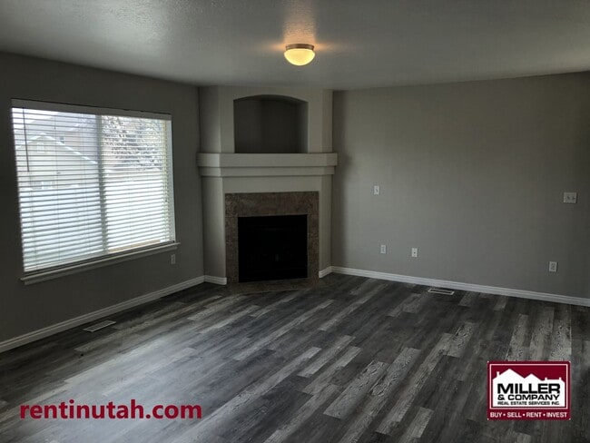 Photo - Herriman 2-Story home For Rent!!