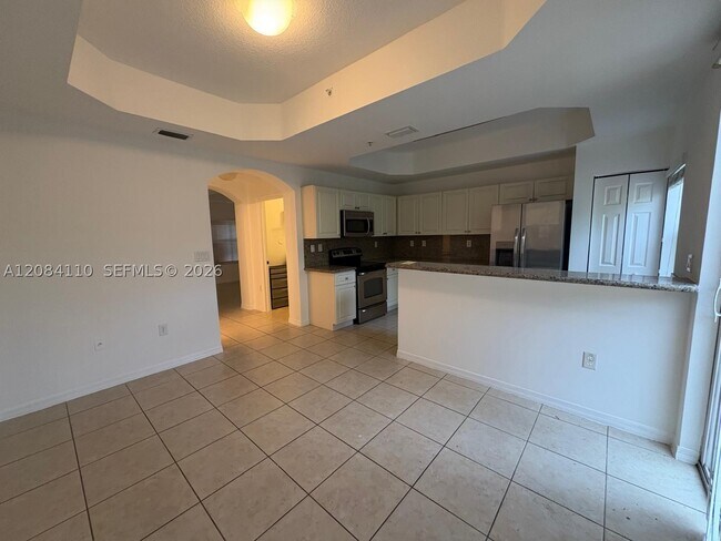 1037 SW 143rd Ave Unit 1305