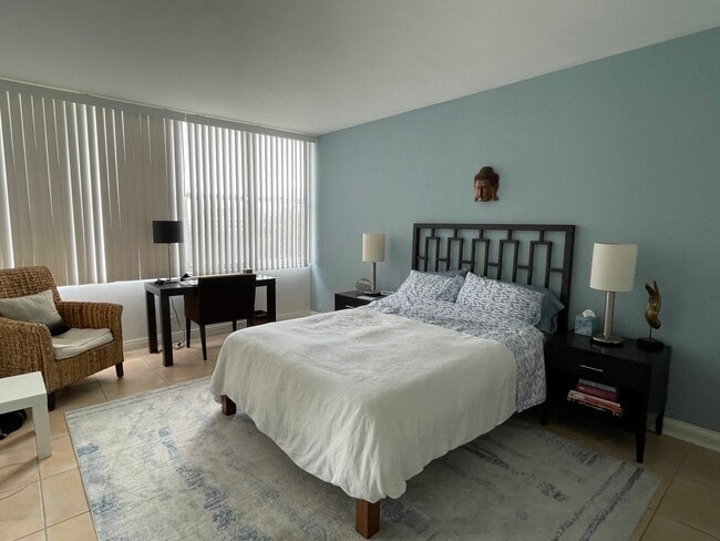 Bedroom - 7441 Wayne Ave Unit 4K