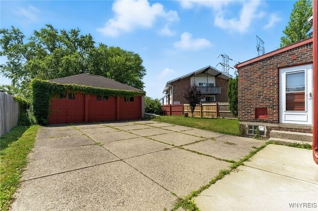 Building Photo - 841 Cleveland Dr Rental