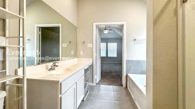 Photo - 5114 Topaz Bnd