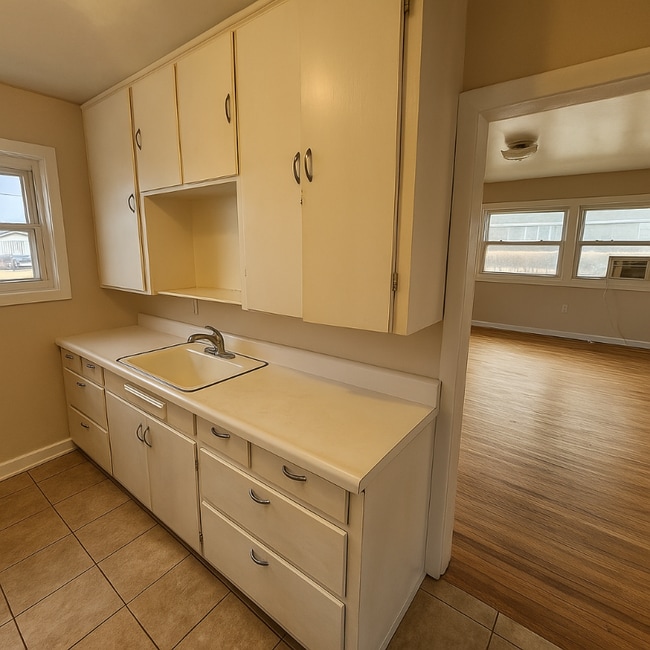 Photo - 531 Linden Dr Unidad 3