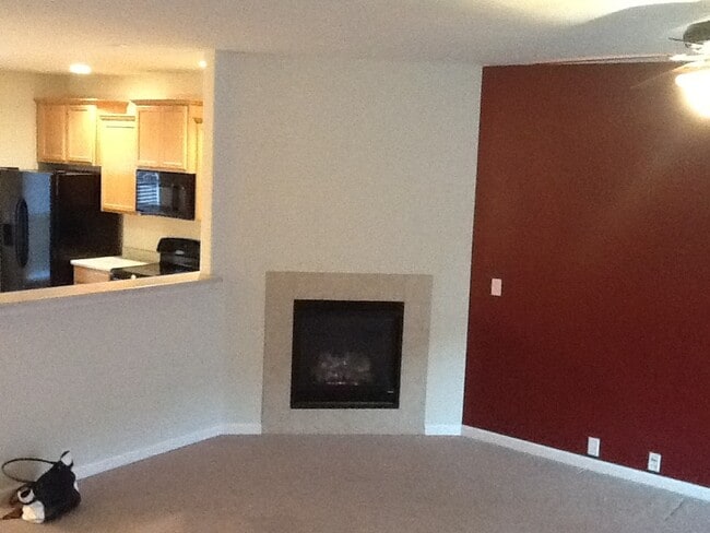 Photo - 936 Burning Bush Point