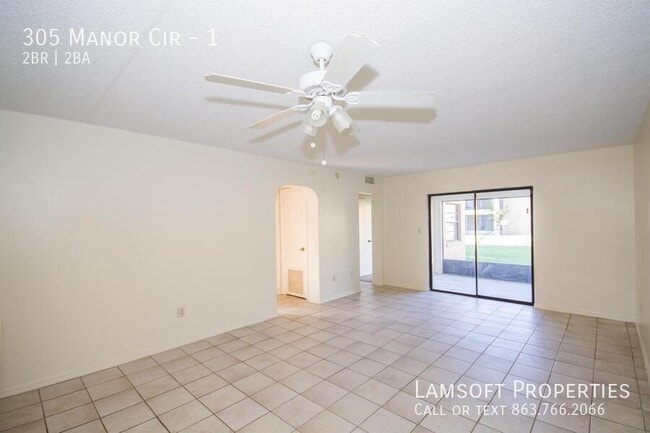 Photo - 305 Manor Cir
