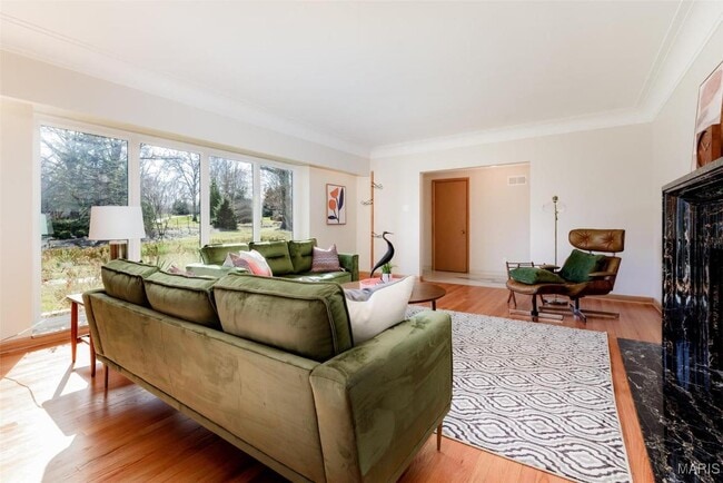 Photo - 10085 Litzsinger Rd