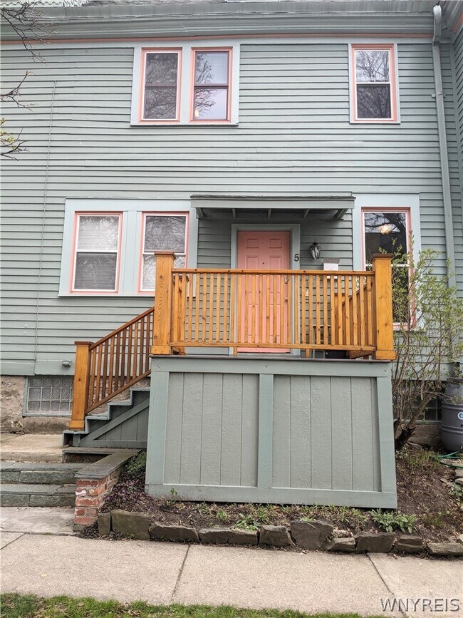 Photo - 344 Hudson St