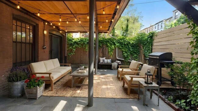 Building Photo - 436 8th St Unit GARDEN