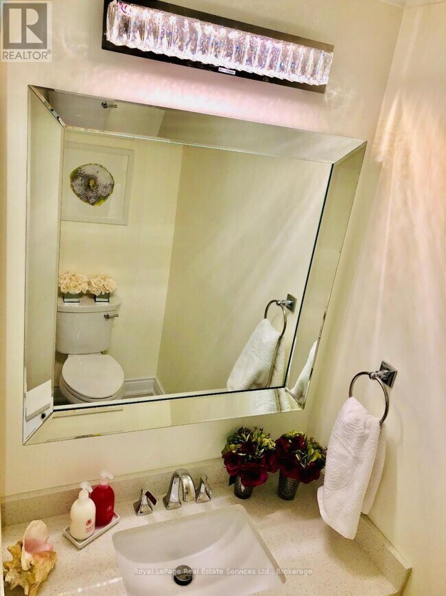 Photo - 2185 Marine Dr