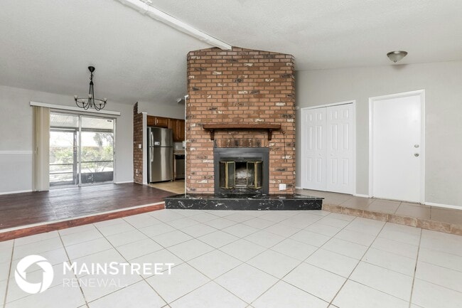 Photo - 1381 Puritan St