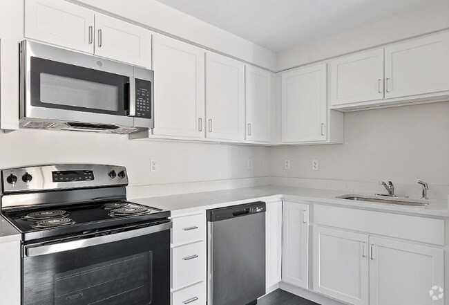 Building Photo - 36 Farmington Rd Rental