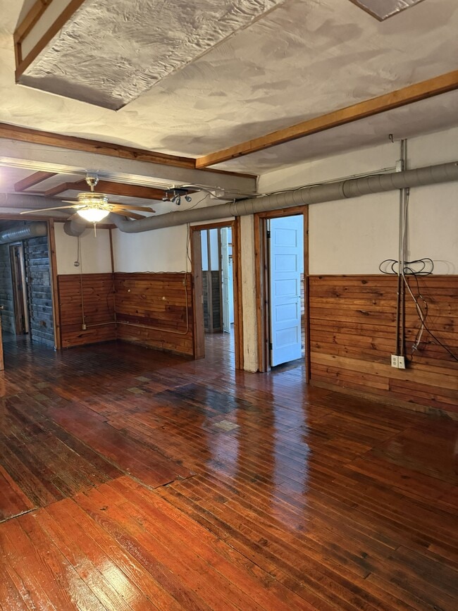 Living Room - 15 Wabank Rd Unit D