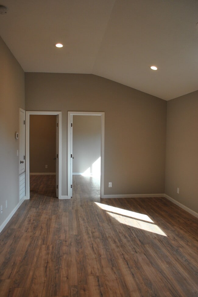 Photo - 21391 Locust St Unidad 1