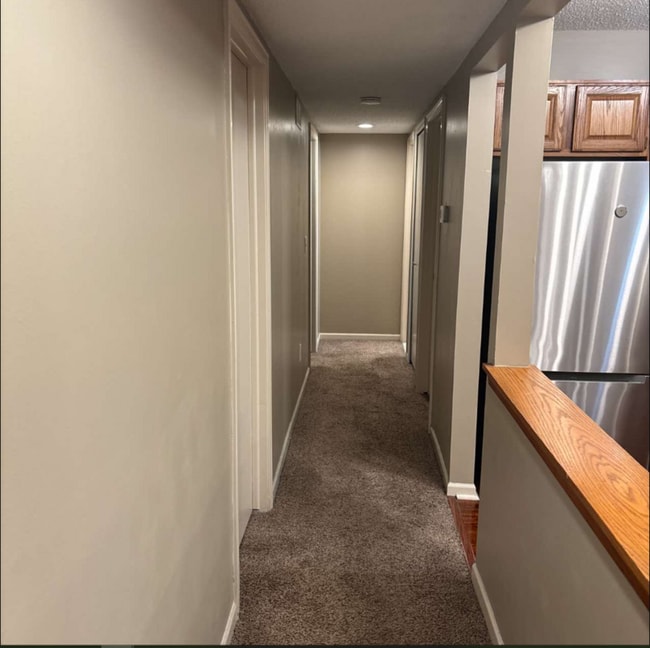 Photo - 173 Pinewood Cir