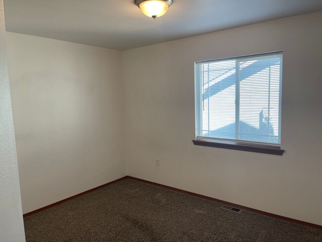 Photo - 1013 N Pierce Dr Unit Apt A