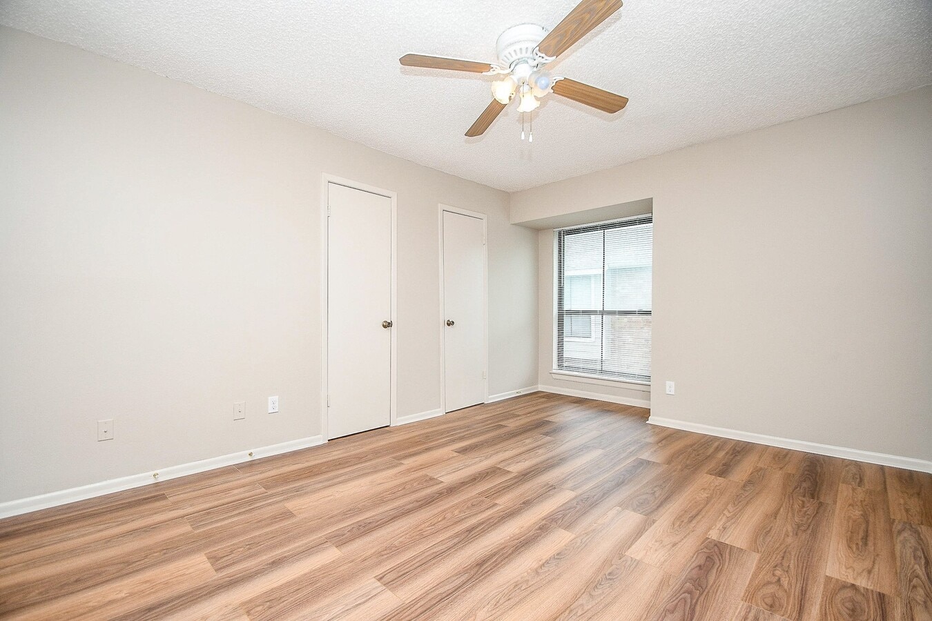 Photo - 17331 Red Oak Dr Unit 24