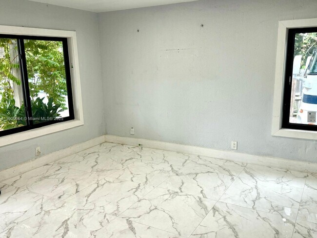 Photo - 225 NW 73rd Ave Unit 1