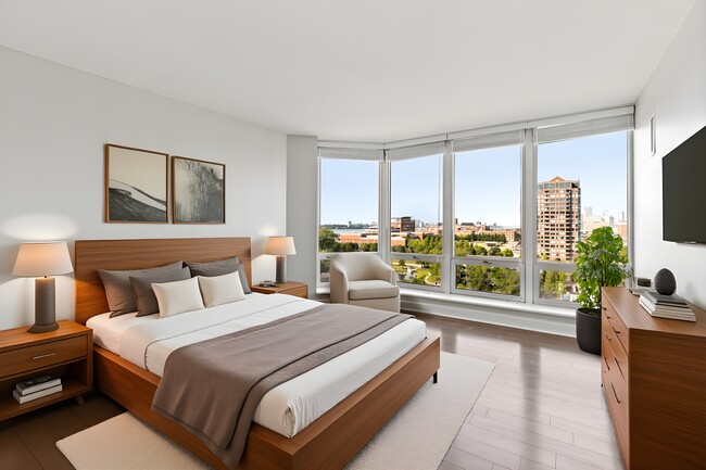 Building Photo - 250 E Harbortown Dr Unit 1011