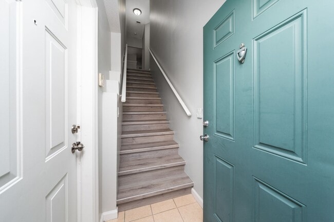 Photo - Lifestyle in Villanova at Hunter's Creek- ...