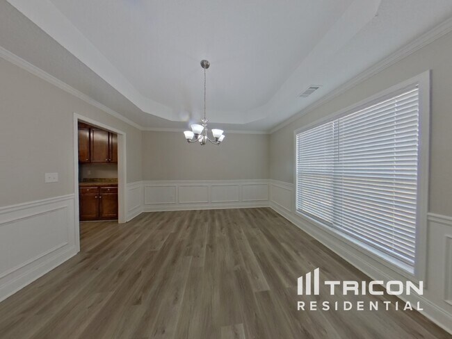 Photo - 508 Embassy Walk